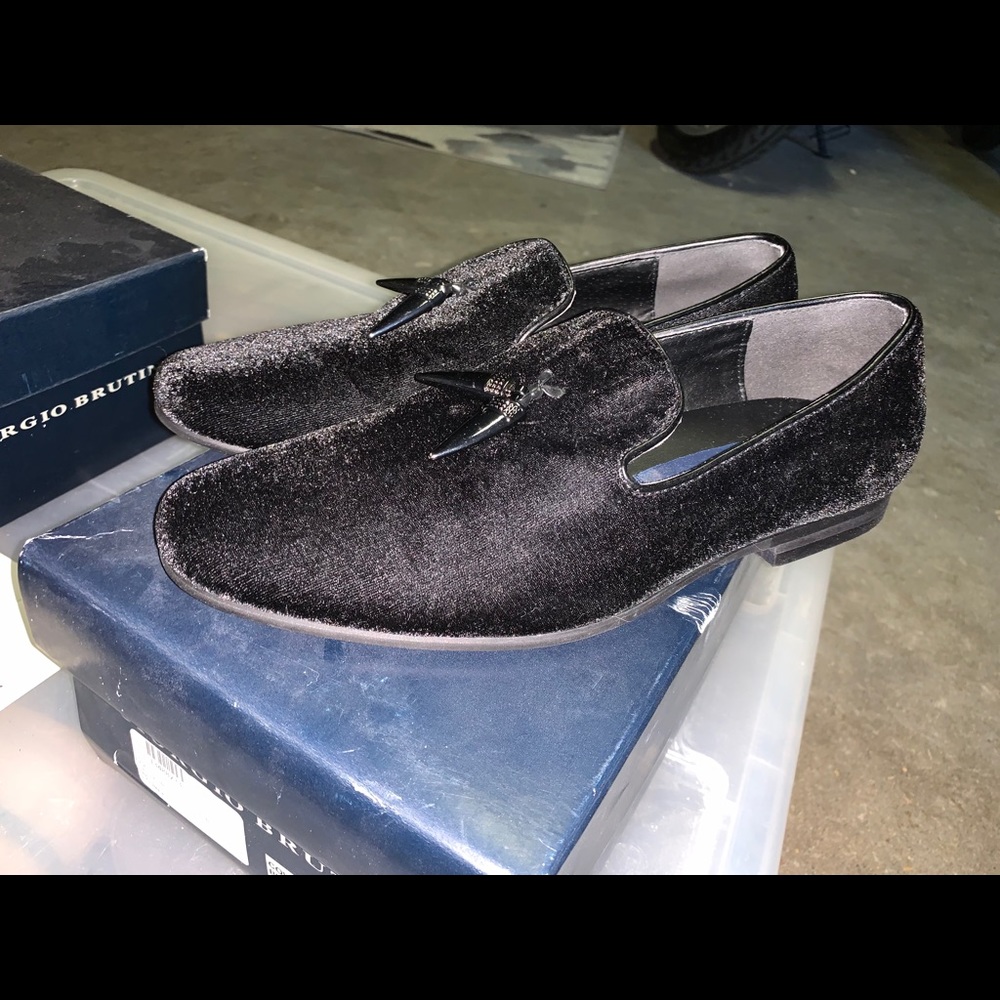 Men velvet slippers